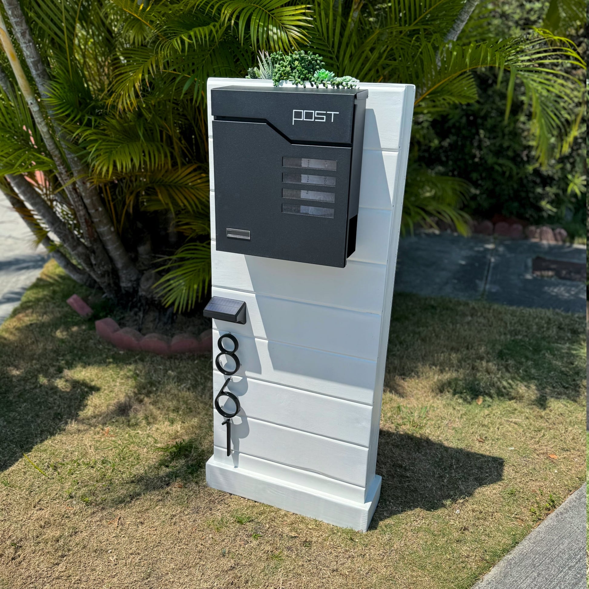 Agave Luxe Mailbox - Dream Mailboxes