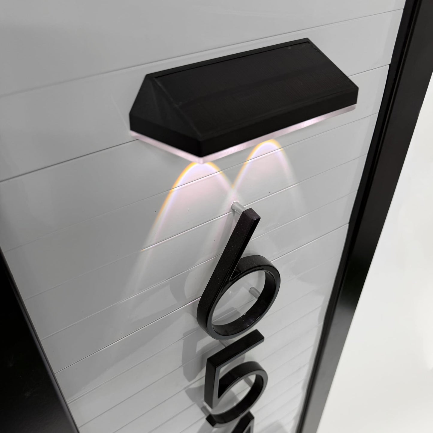 Aluma Modern Mailbox – Smooth Post Base - Dream Mailboxes