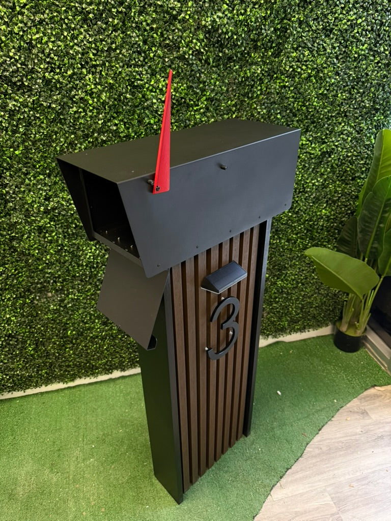SlatSleek Vertical Mailbox - Dream Mailboxes