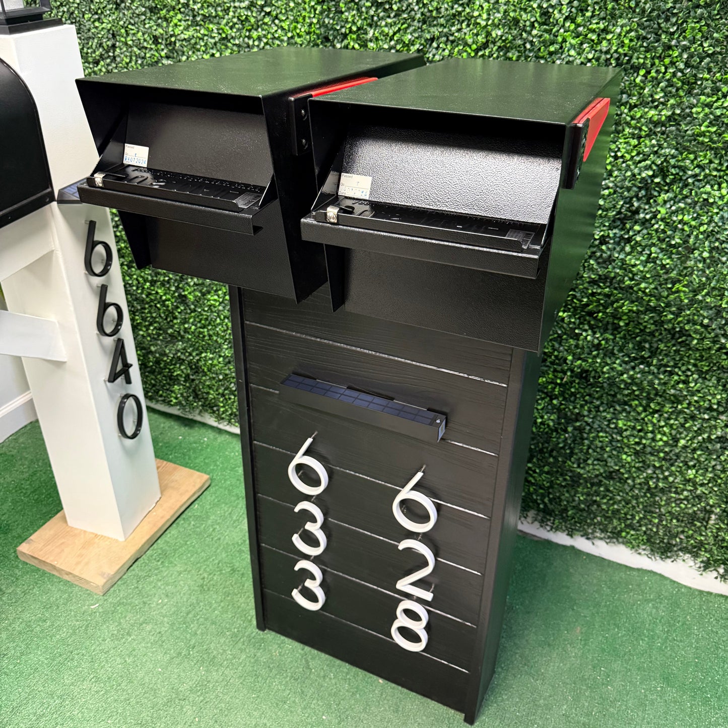 Agave Luxe Duplex Mailbox (Locking) - Dream Mailboxes