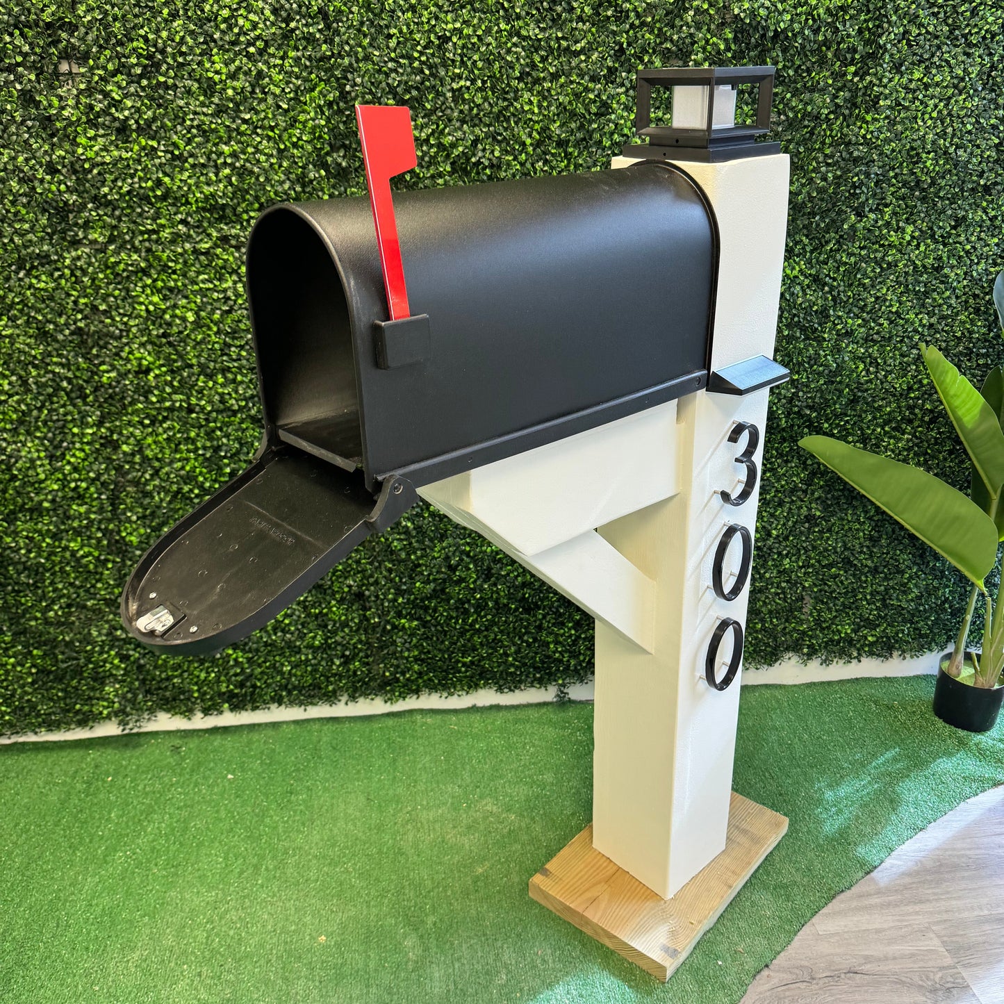 Farmhouse Mailbox