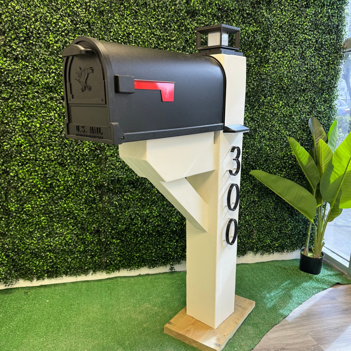 Farmhouse Mailbox