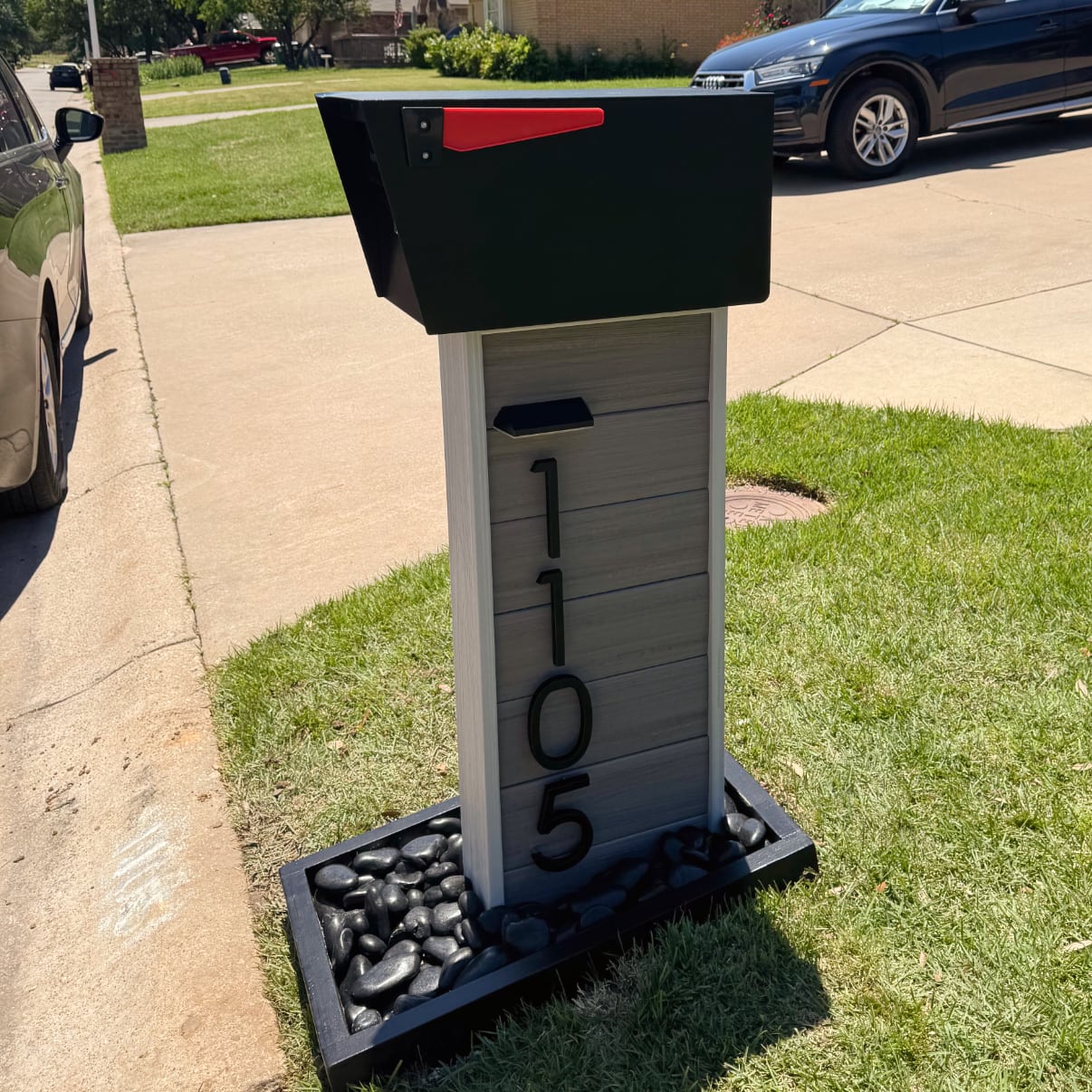 Rock Bed Border – Clean Finish, Easy Install - Dream Mailboxes