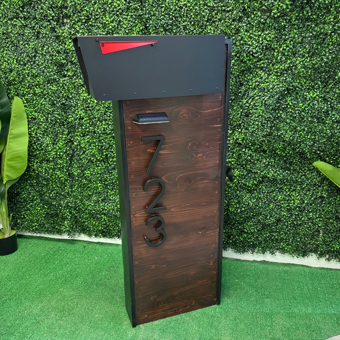Solara Serenity 2.0 Mailbox - Dream Mailboxes