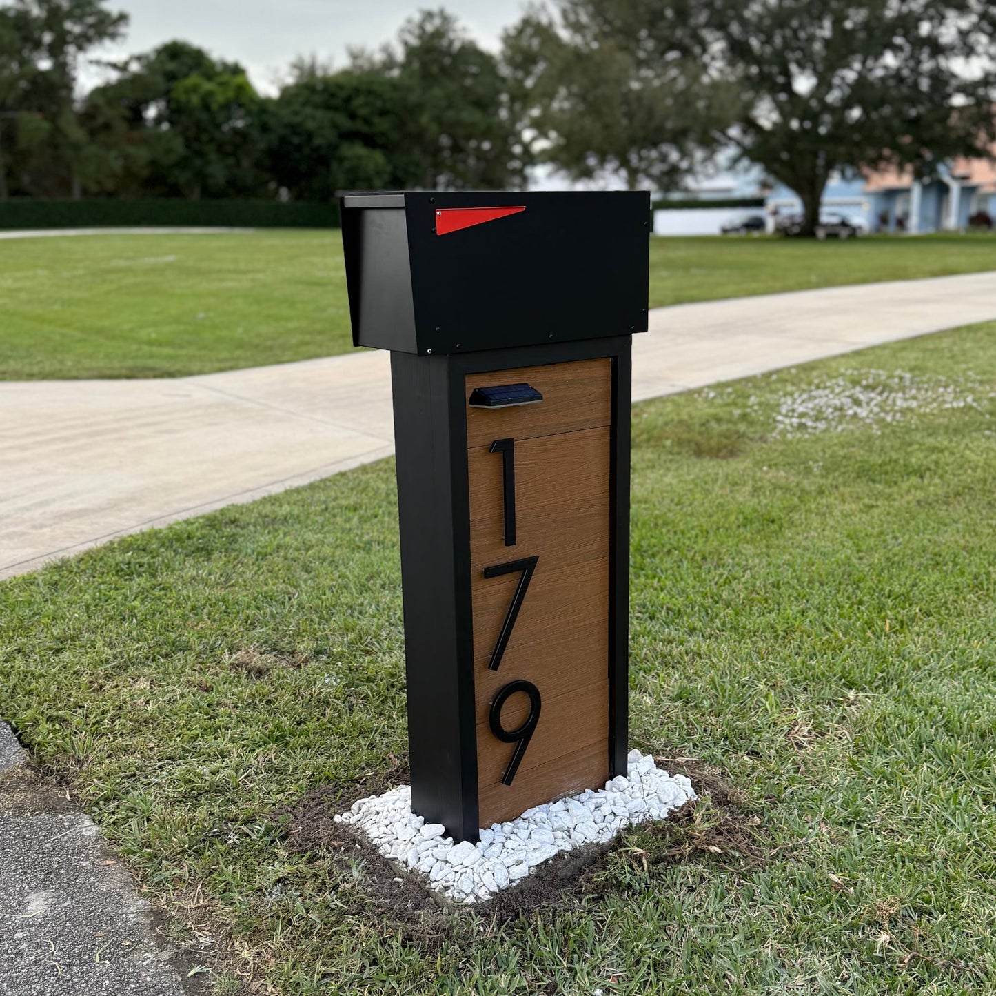 Slatline Sleek Mailbox - Dream Mailboxes