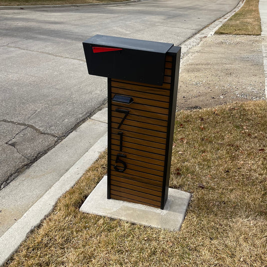 Solara Slatwall Composite Mailbox - Dream Mailboxes
