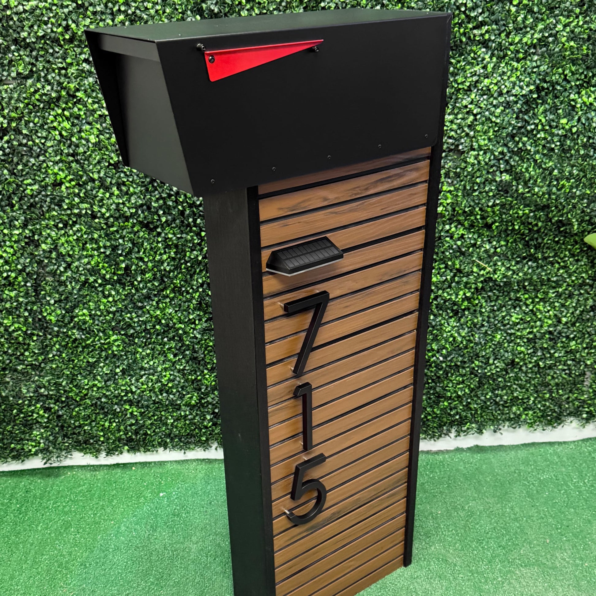Solara Slatwall Composite Mailbox - Dream Mailboxes