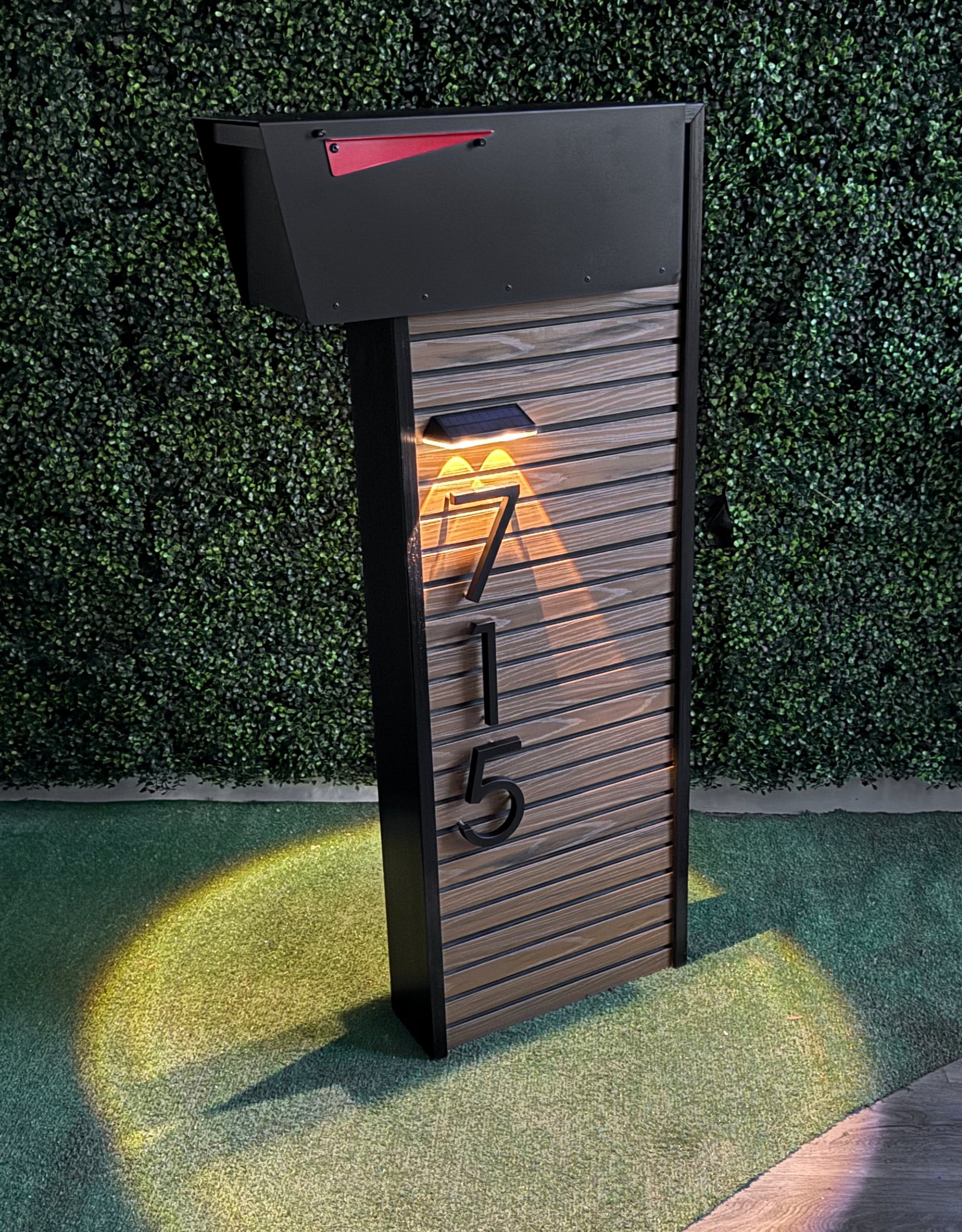 Solara Slatwall Composite Mailbox - Dream Mailboxes