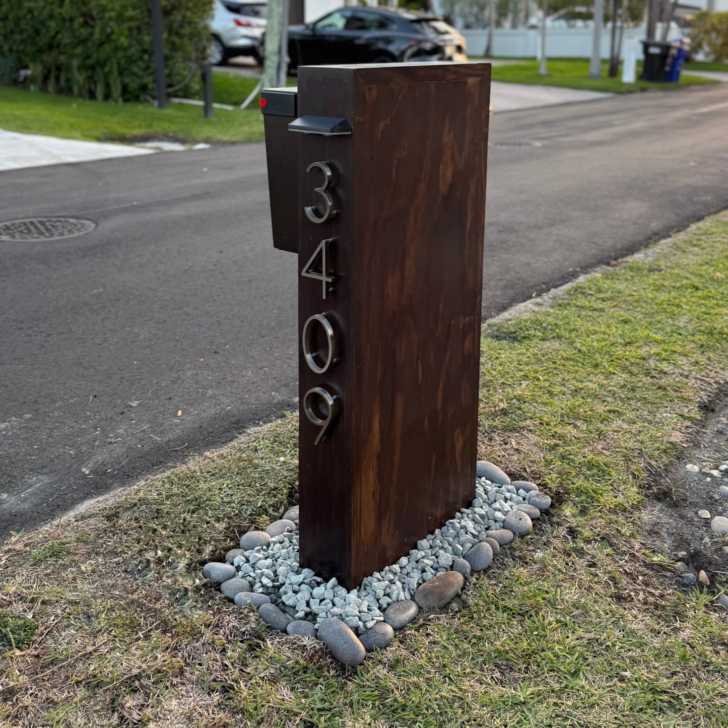 LinearLuxe Mailbox - Bronze Edition (SALE) - Dream Mailboxes