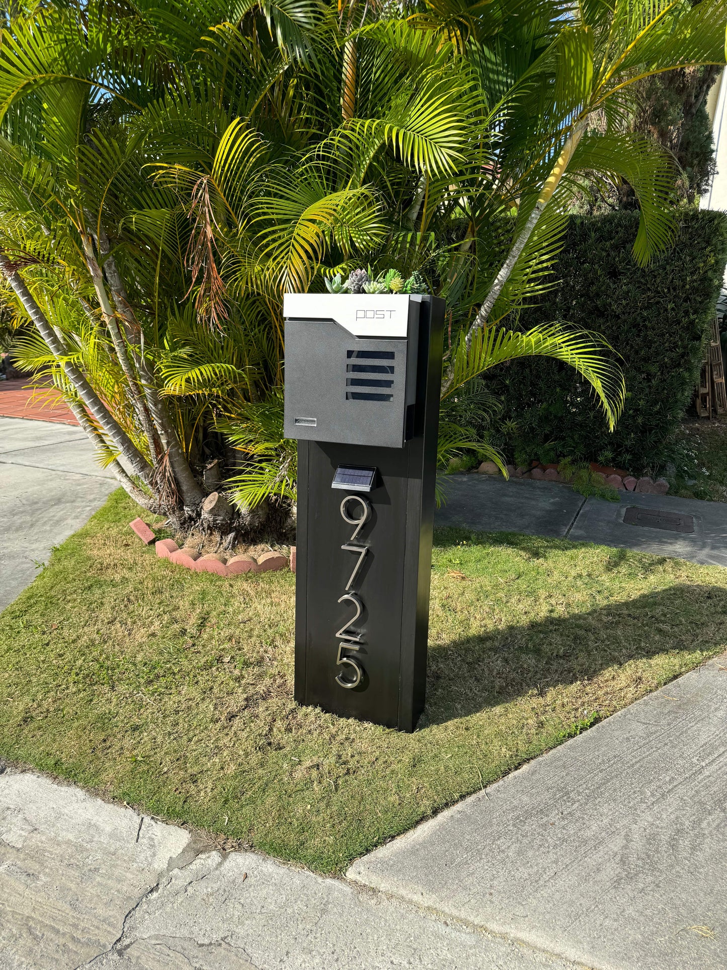 Agave Post Mailbox - Dream Mailboxes