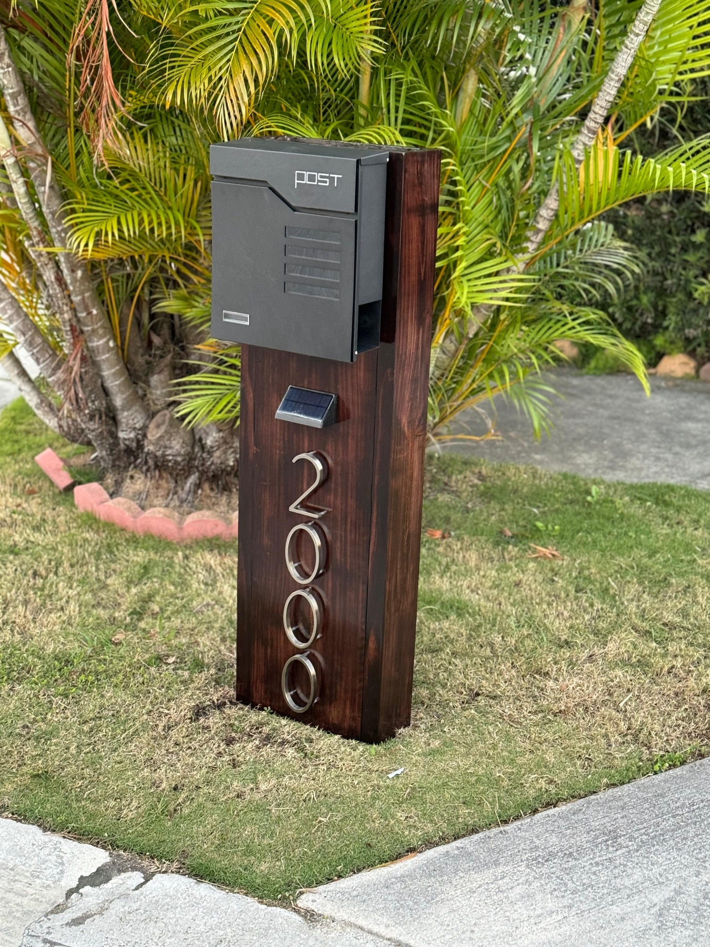 Agave Post Mailbox - Dream Mailboxes