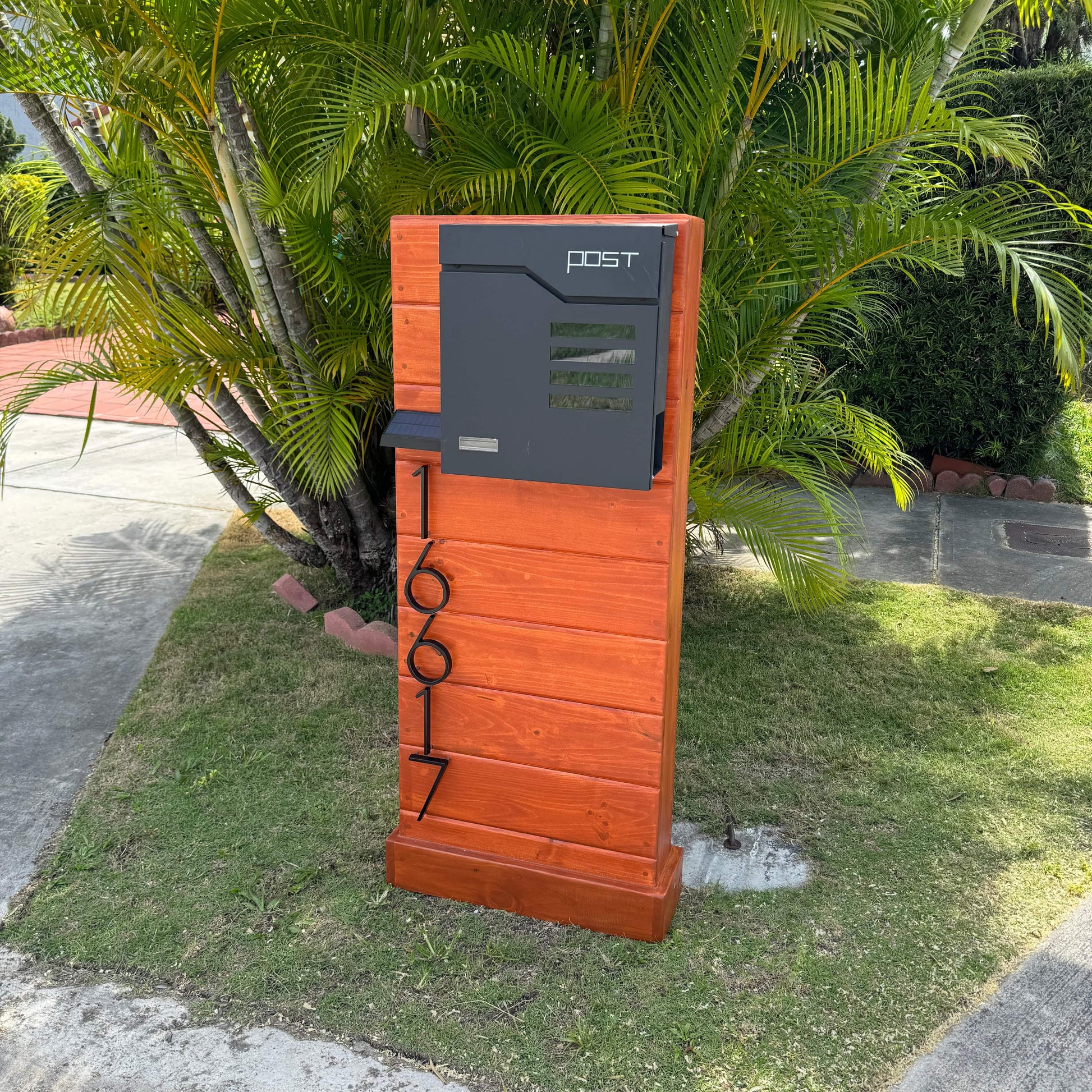 Agave Luxe Mailbox - Dream Mailboxes