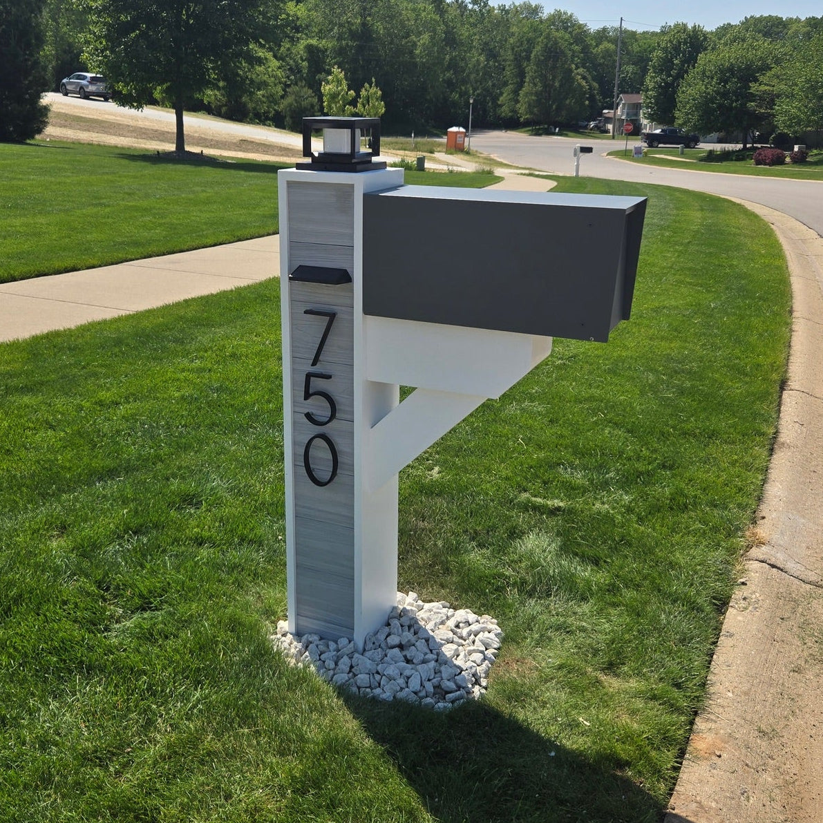Modern Farmhouse Mailbox - Composite - Dream Mailboxes