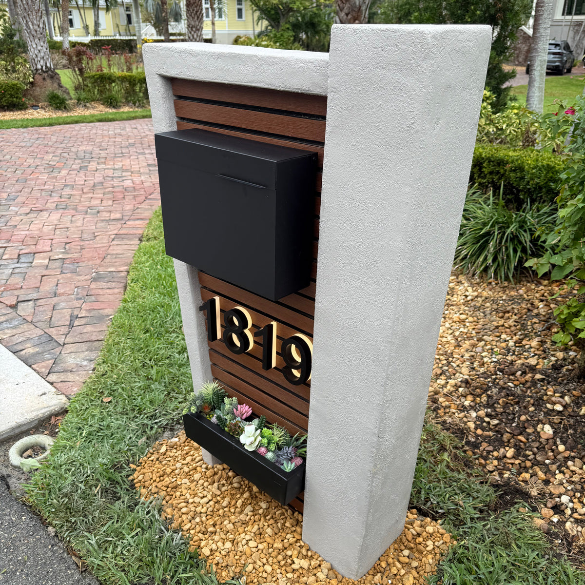 Inbed Mailbox Vista Valley Stucco Mailbox (LED Backlit)