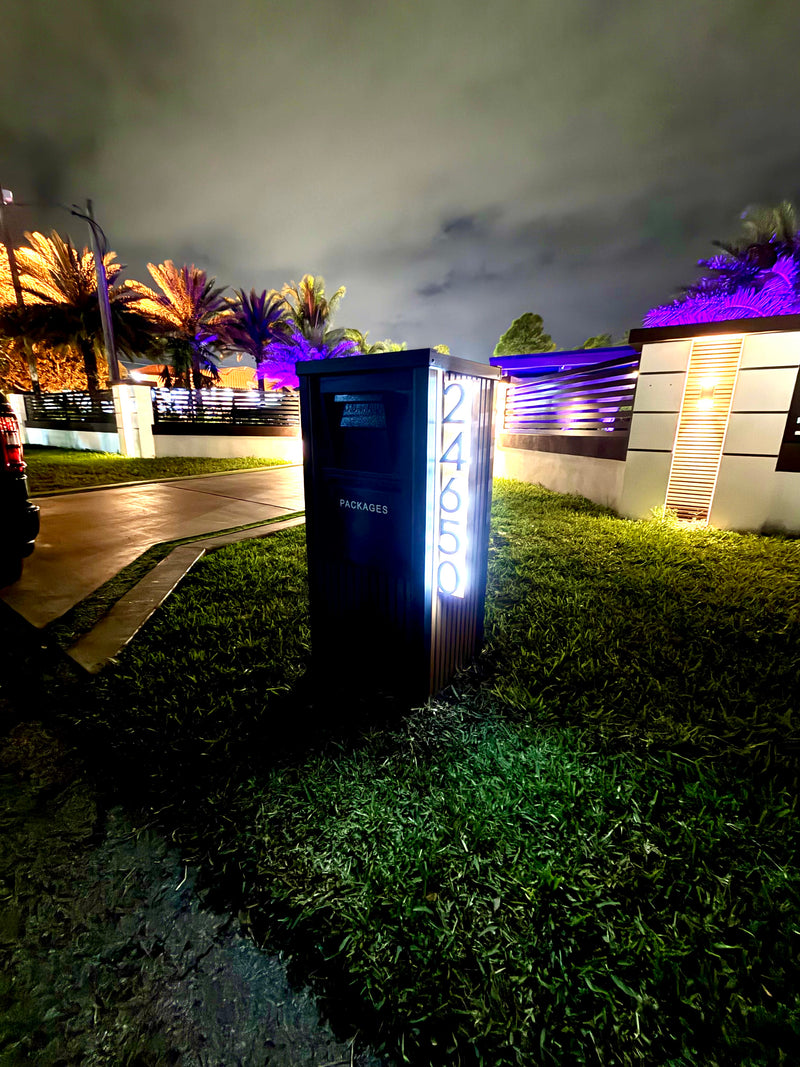 Sleek Vaultbox - Miami, FL