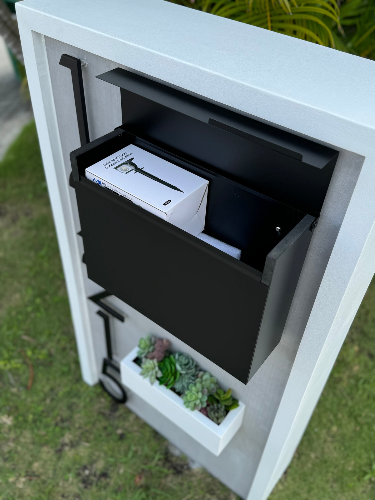 Slate Serenity Mailbox