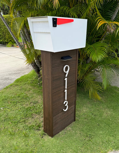 Modern Classic Composite Back Open Mailbox - (Locking)