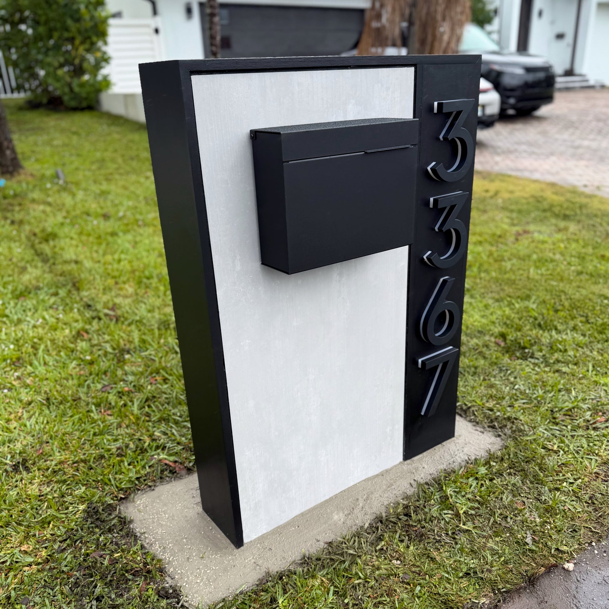 Slate Serenity Monolith (LED Backlit) - Dream Mailboxes