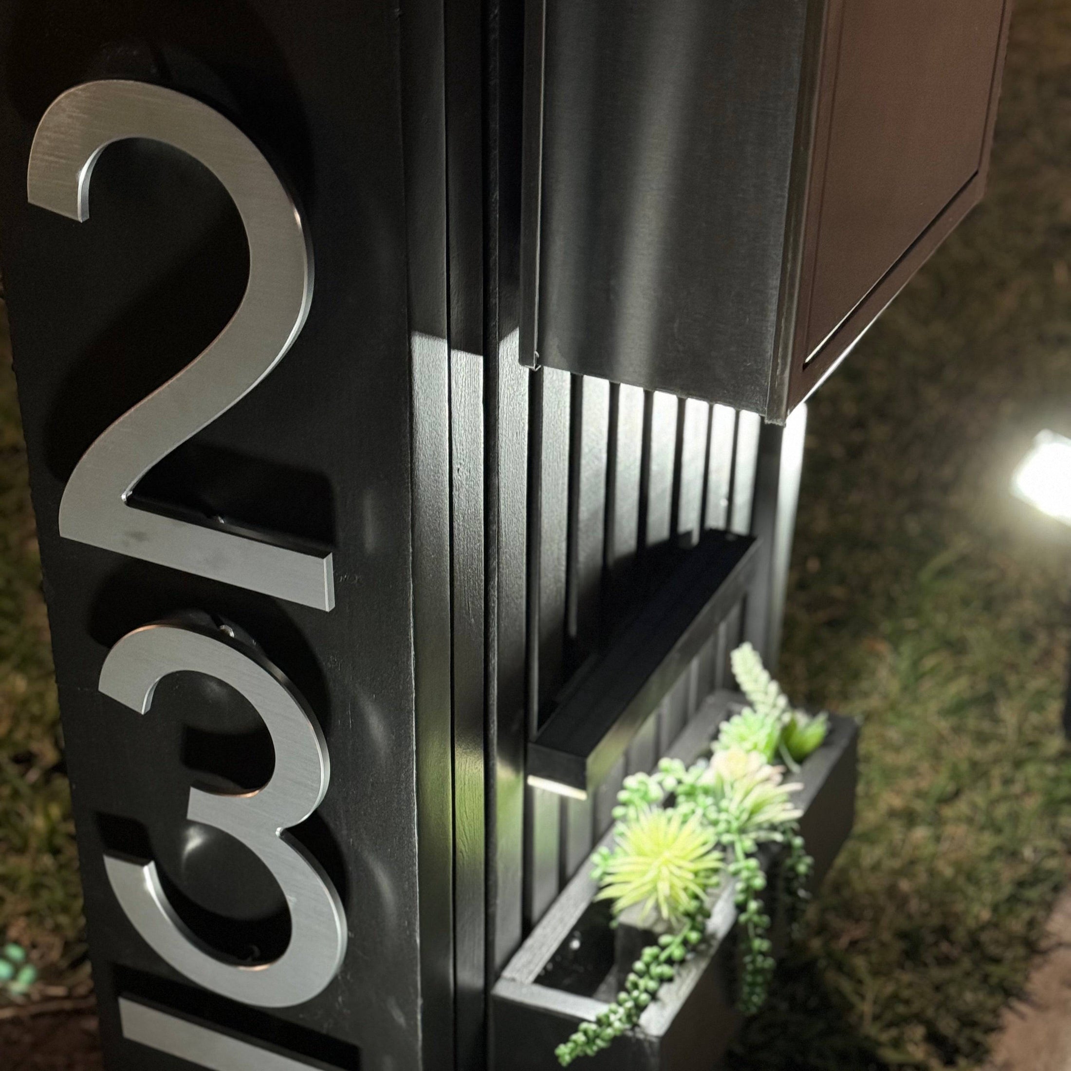 Slatwall Serenity Mailbox | Dream Mailboxes