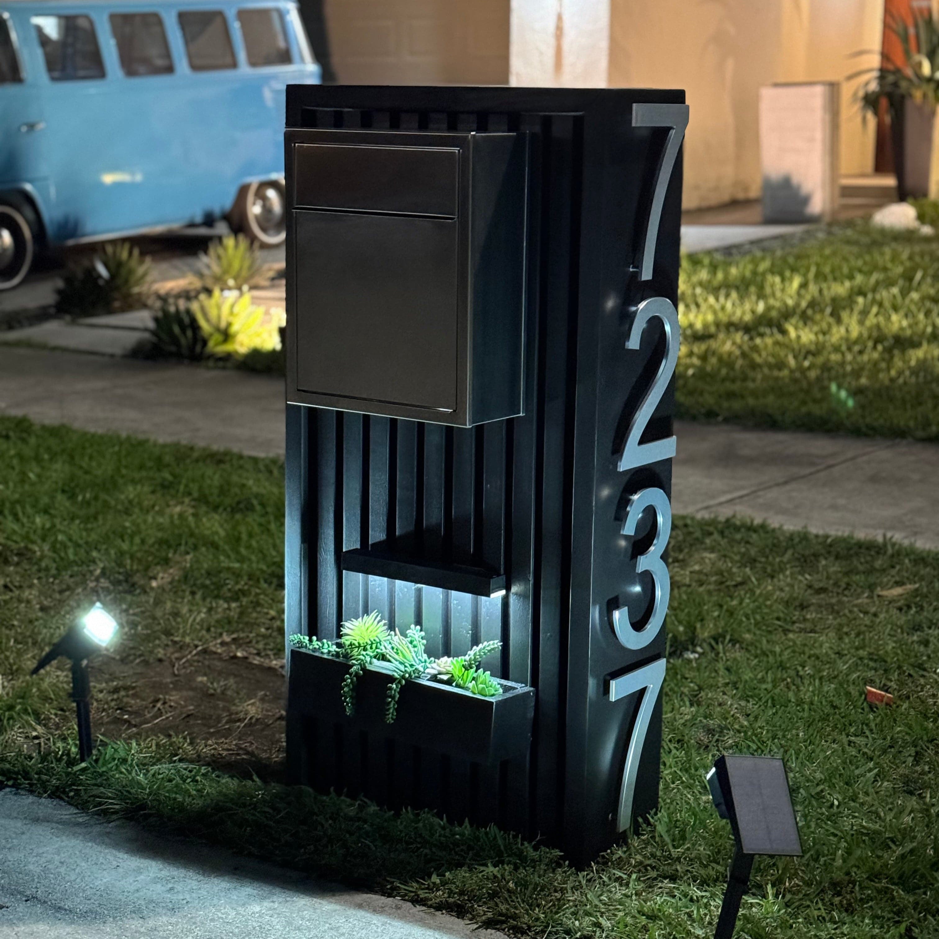 Slatwall Serenity Mailbox | Dream Mailboxes